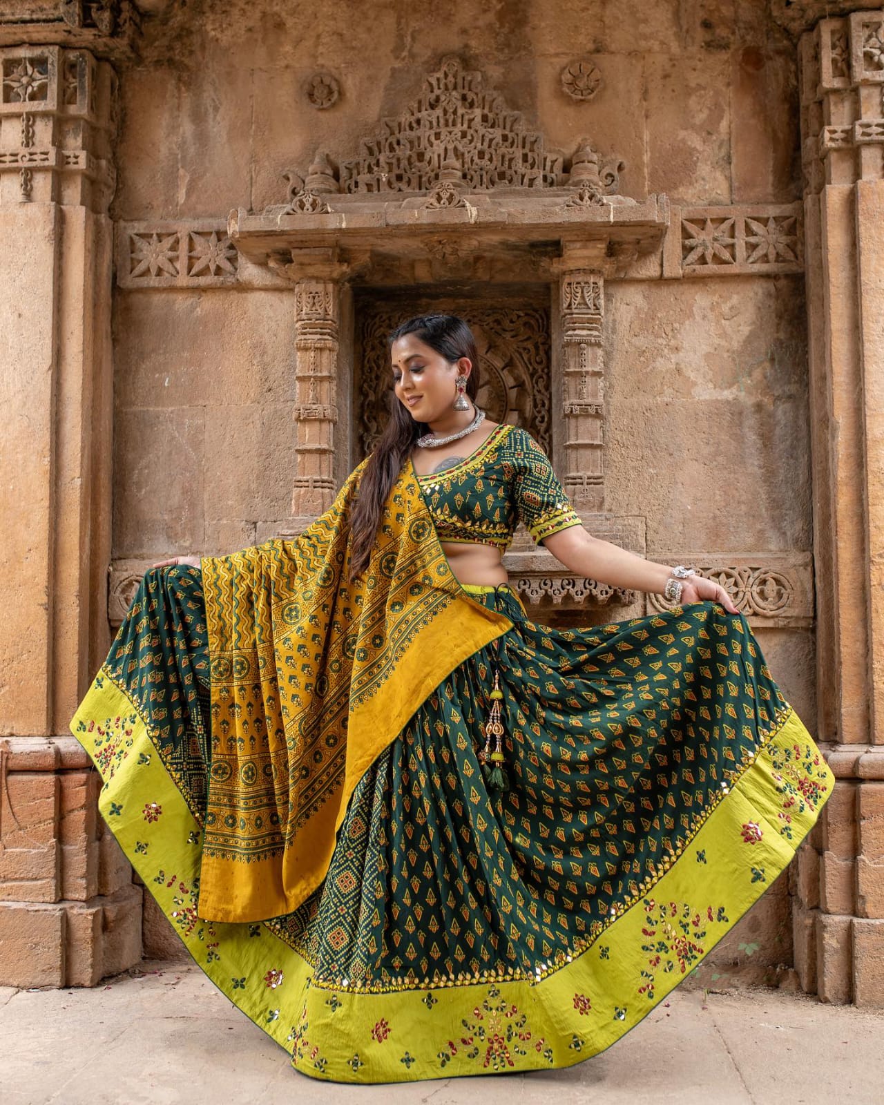 MEHENDI COLOUR  PRINTED LEHENGA CHOLI