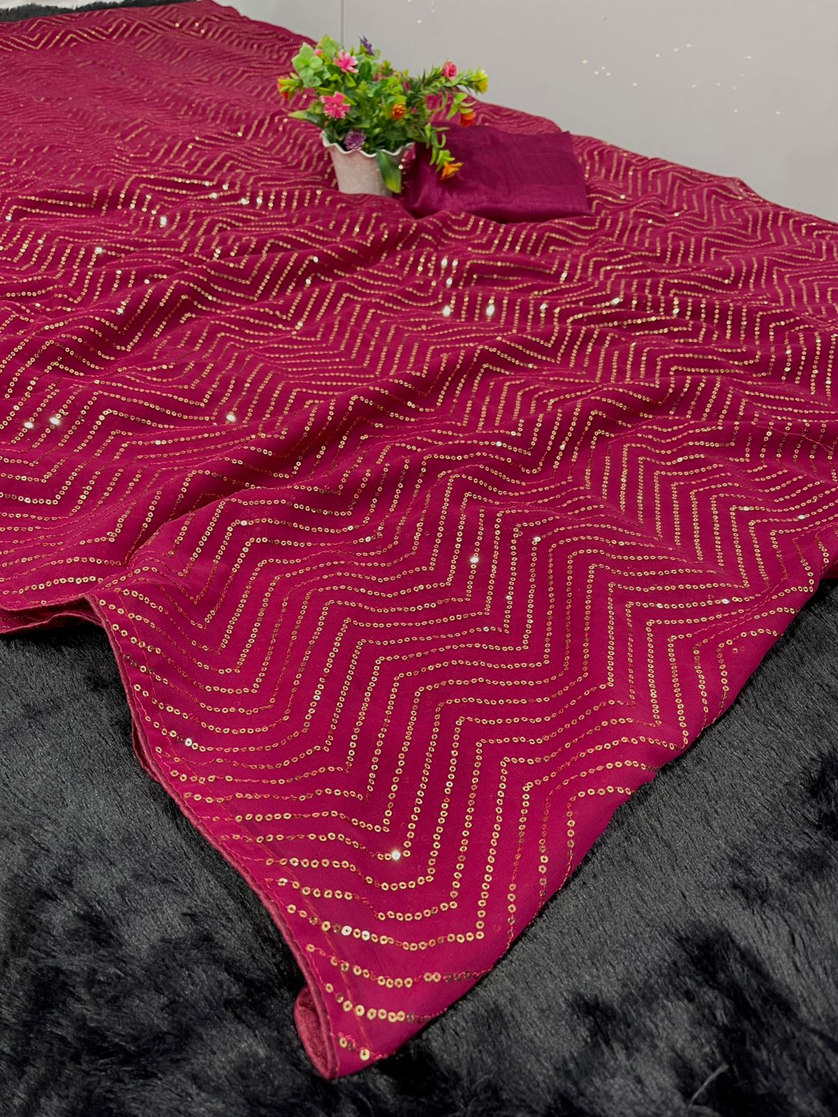 MAROON  COLOUR COLOUR SEQUNCE SAREE