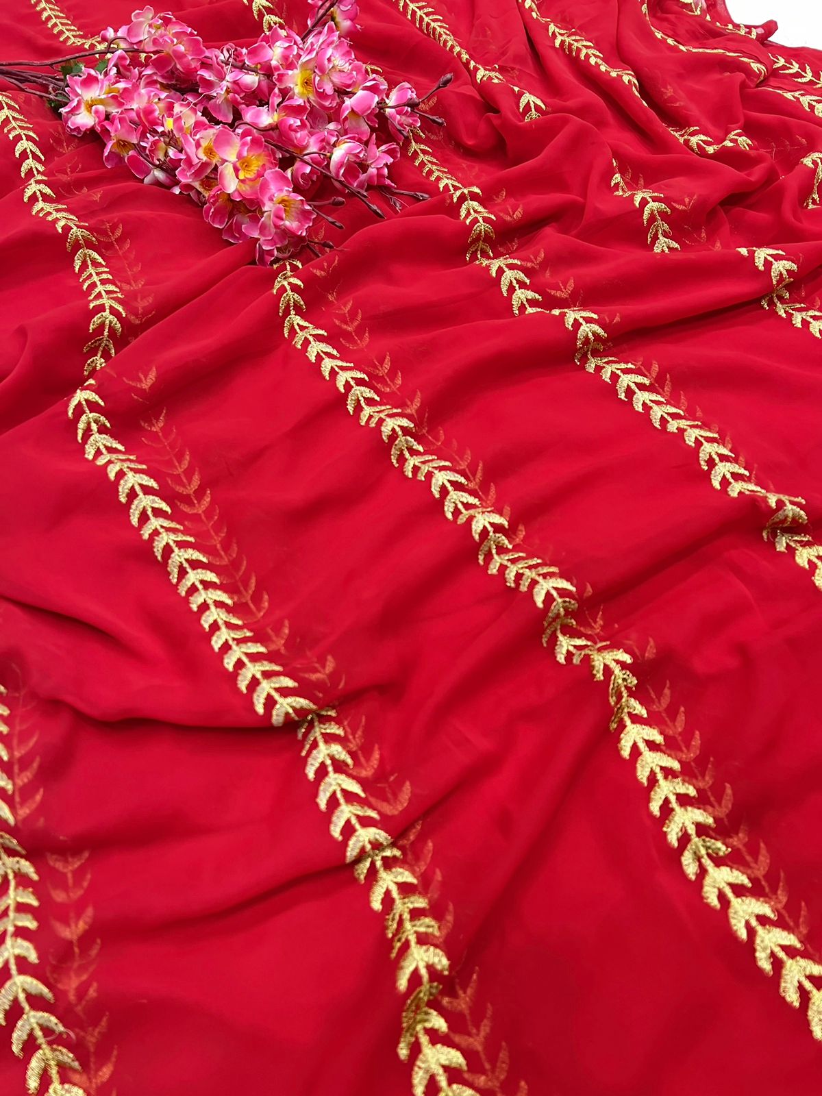 RED COLOUR  EMBROIDERY THREAD  ZARI  WORK SAREE