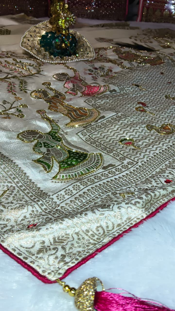 Premium Pashmina Silk Saree with Gopi Krishna Fancy Artwork