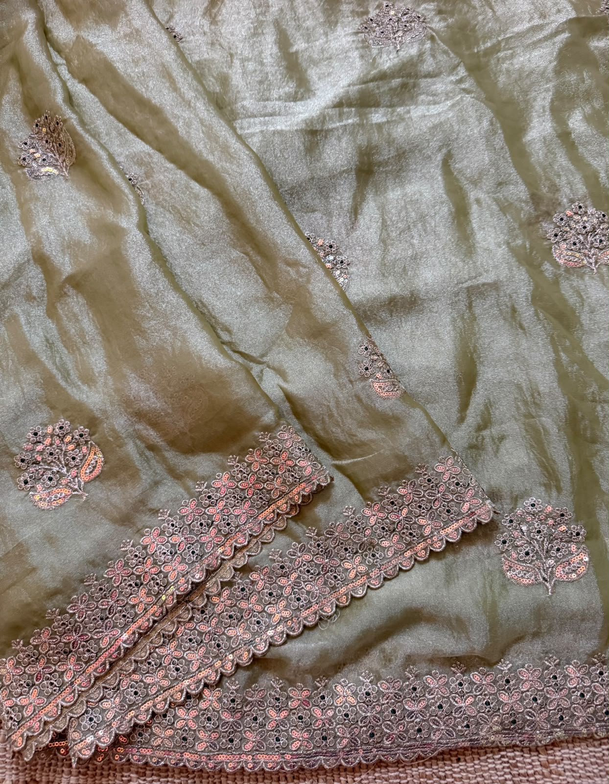 Premium moss chiffon lightweight Saree