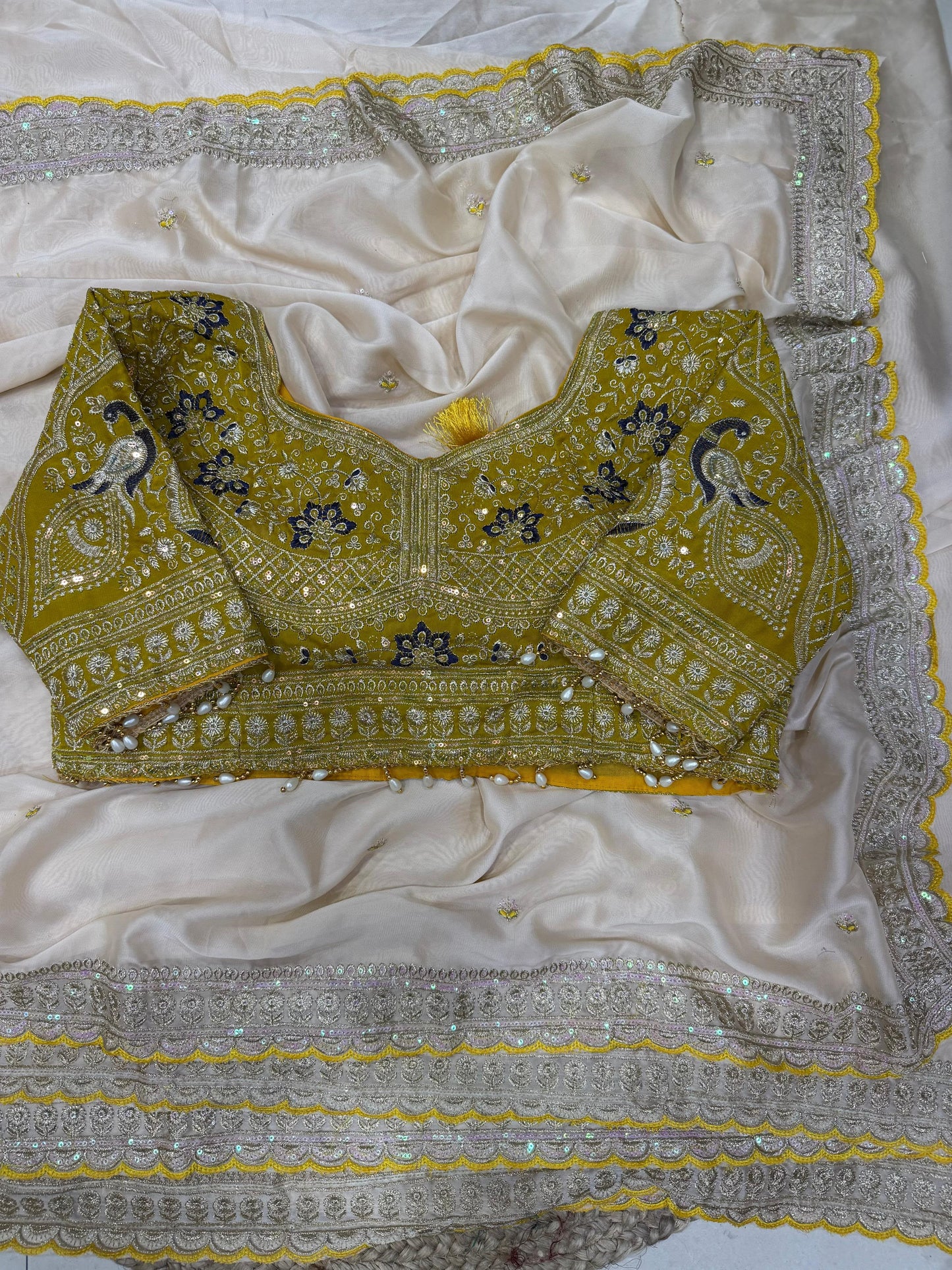Premium rangoli Silk Saree with beautiful saree