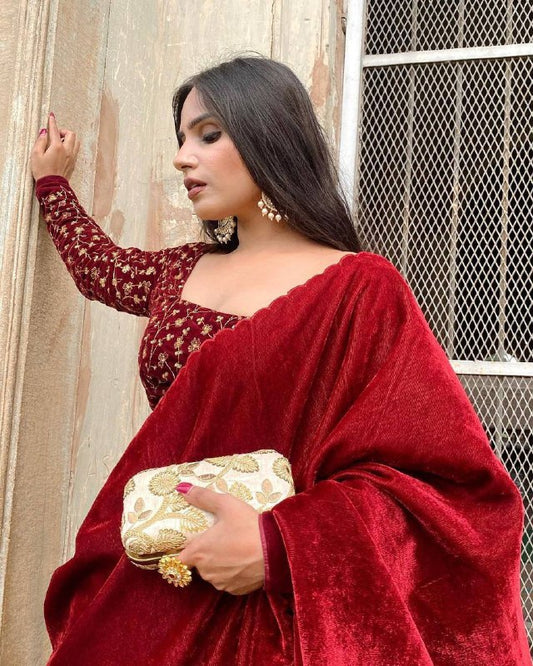 Veronika Closet Present Trending Velvet saree