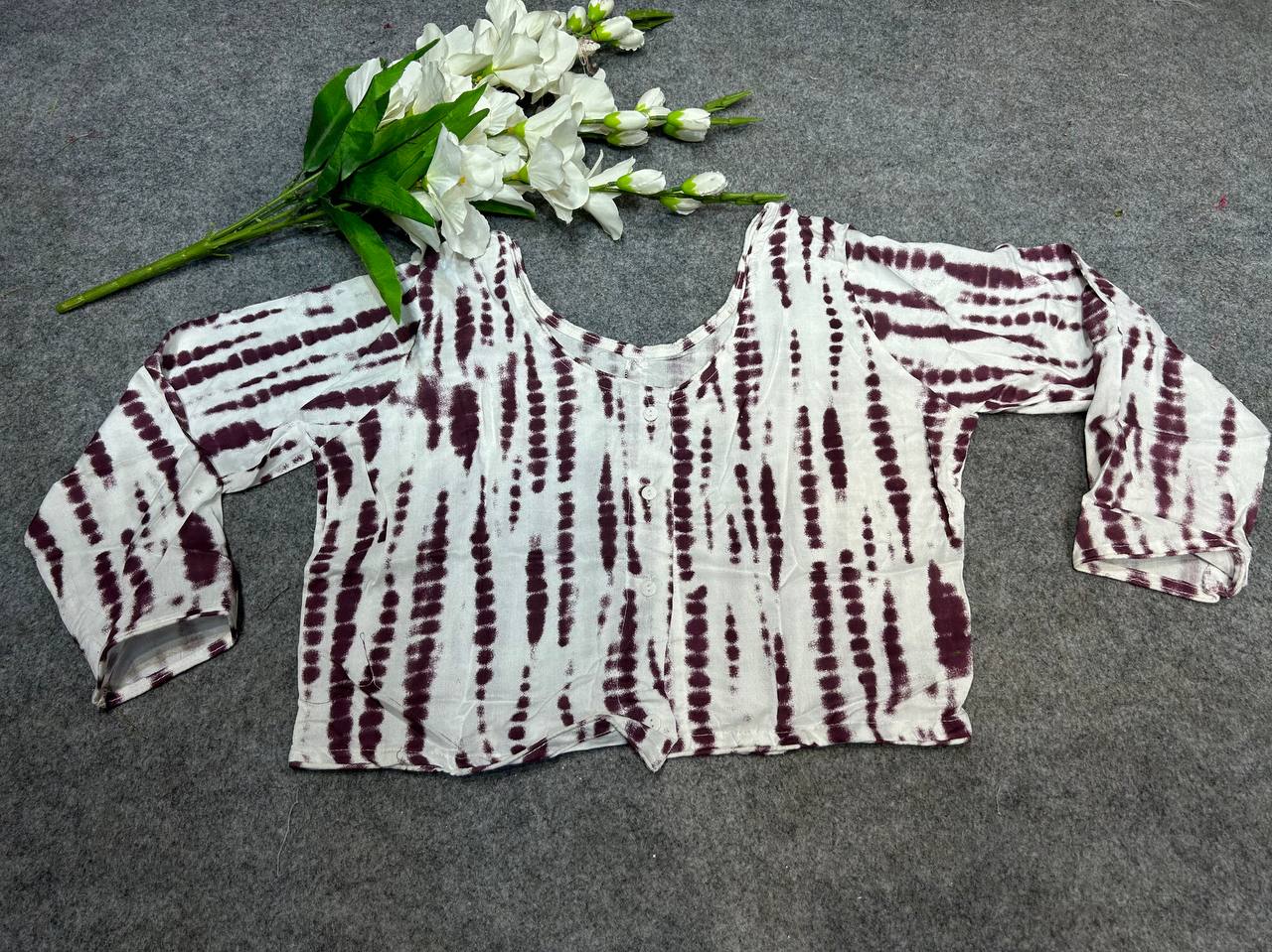 New Style Beautiful Two Peice Set Crop & Top Both Are Reyon With Printed Work