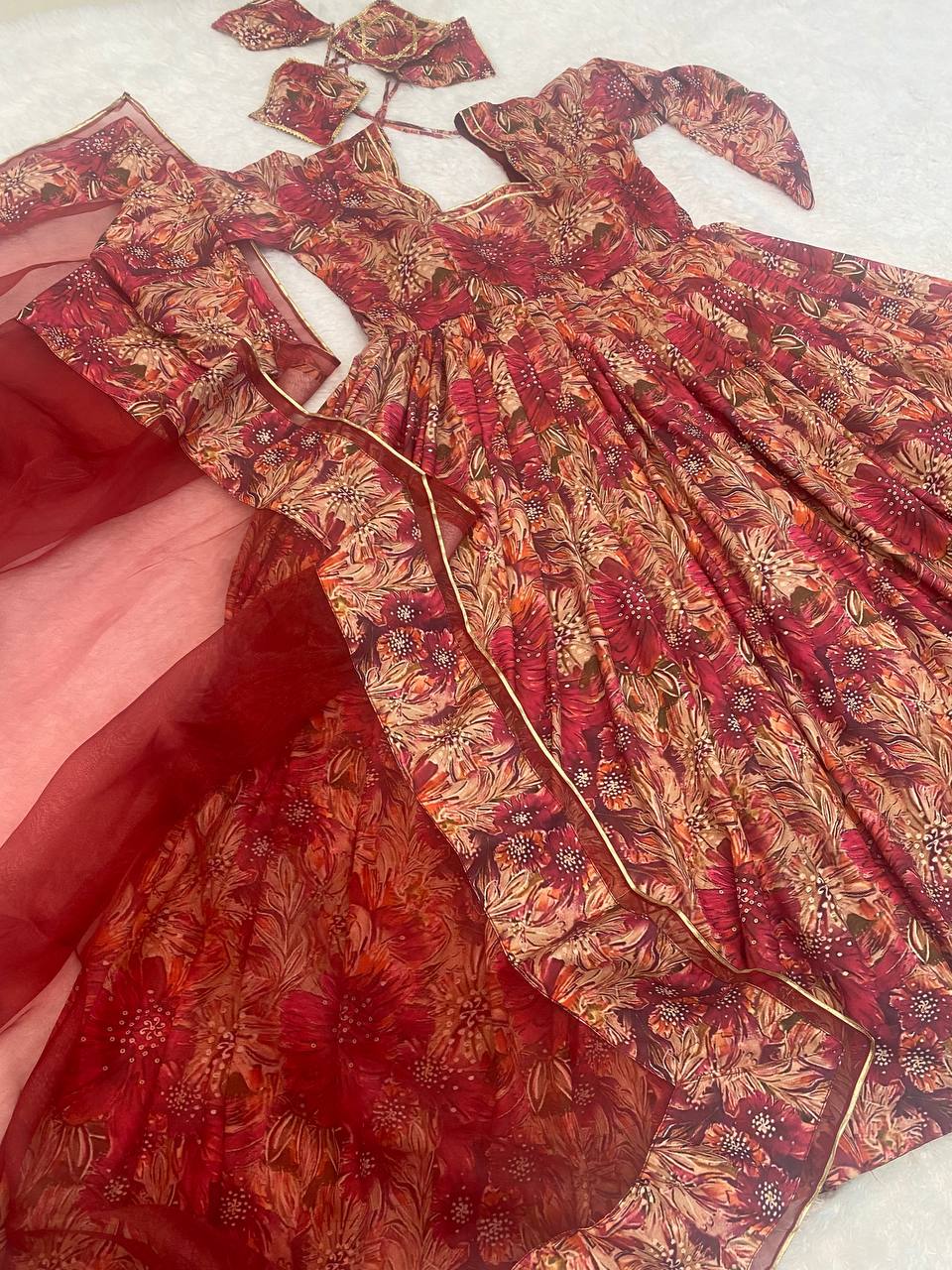 Red colour Attractive Party Wear Hevy Reyon Febric