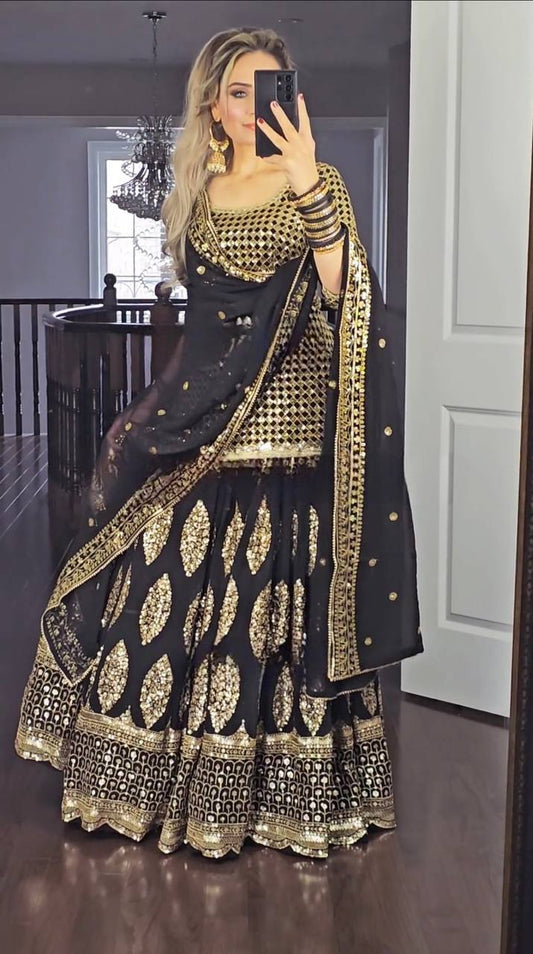 Presenting New  Đěsigner Lehenga -Top In New Fancy Style