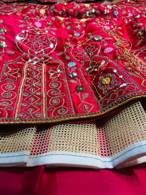 Premium Malai Satin Silk Embellished With Beautiful Multi Thread Work Lehehnga