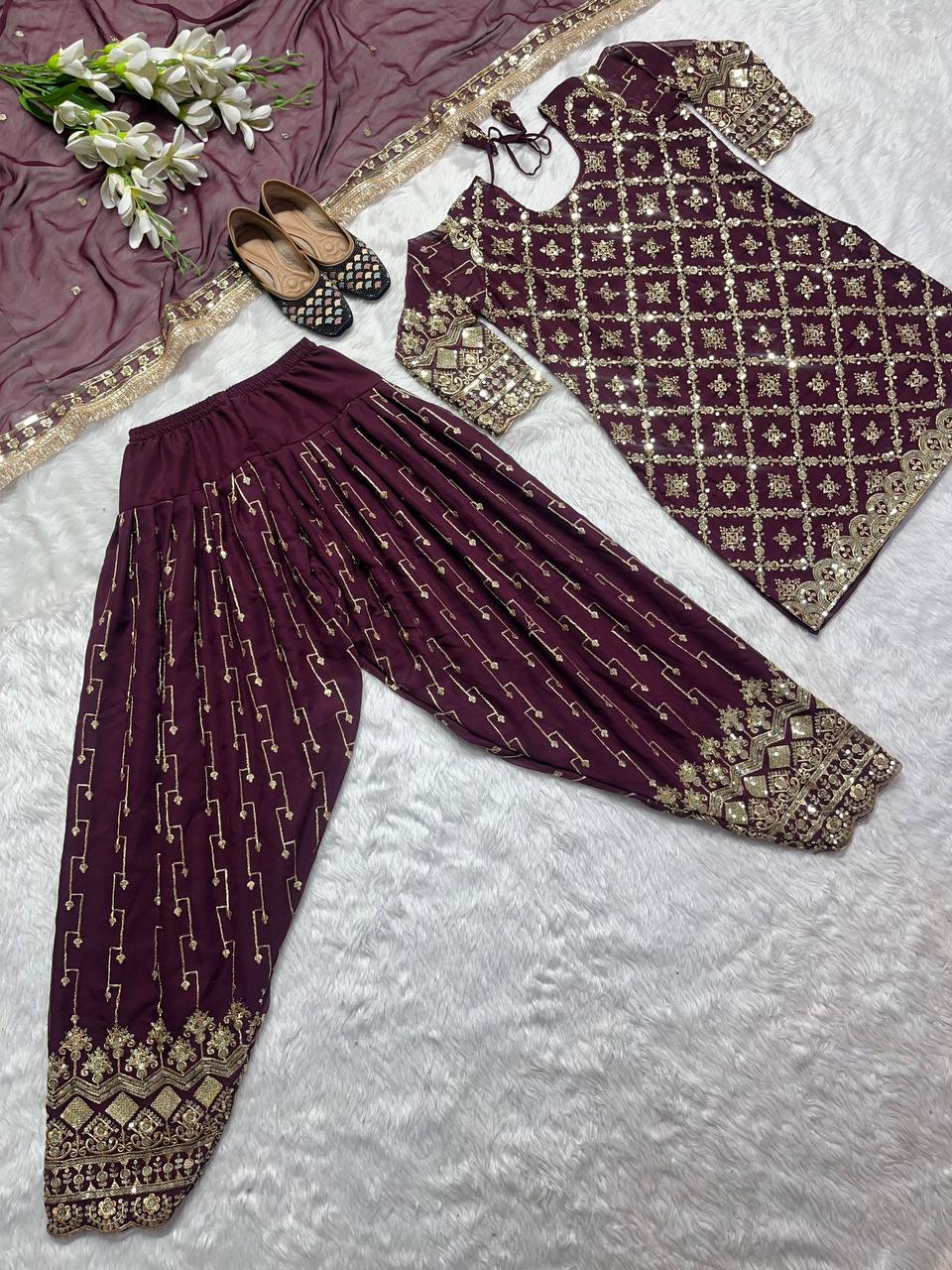 Launching New Designer Party Wear Look Top ,Patiyala Salwar and Dupatta