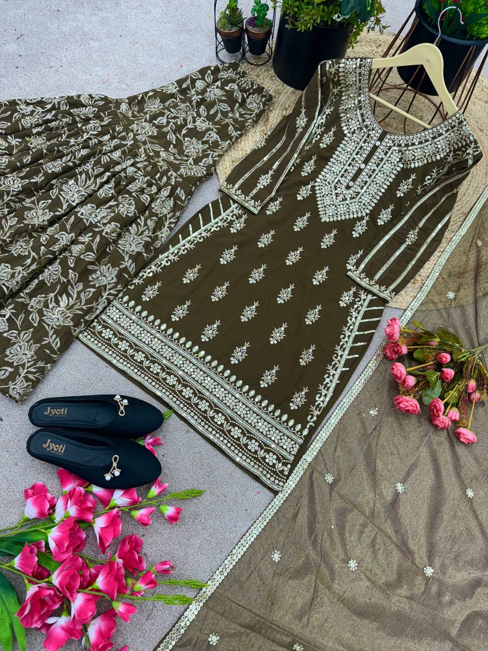 New Designer Party Wear Look Fancy Top-Dupatta and Fully Stitched Gharara