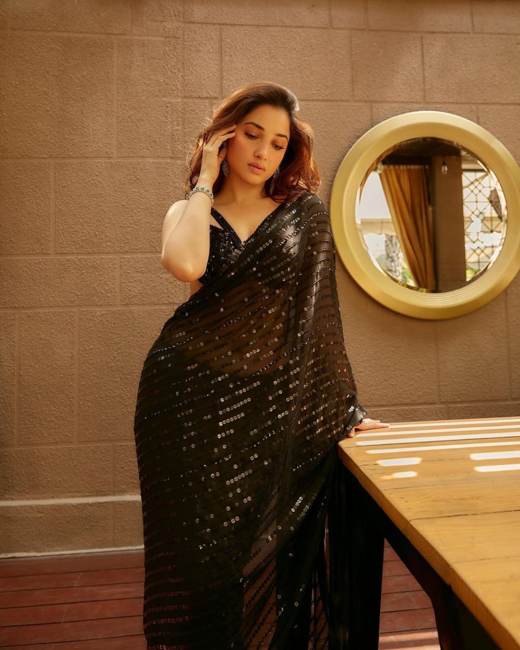 TAMANNAH BHATIA BEAUTIFUL A BLACK COLOUR SEQUNCE SAREE