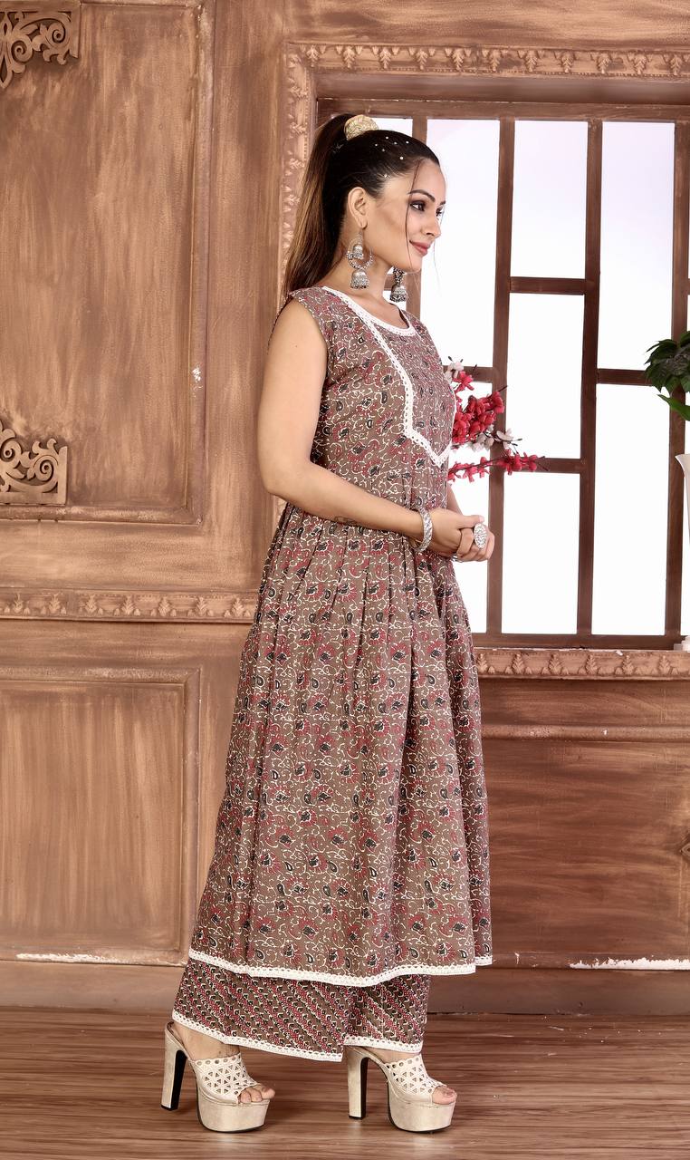 Mill printed Attractive Party Wear CAMBRIC COTTON Kurti