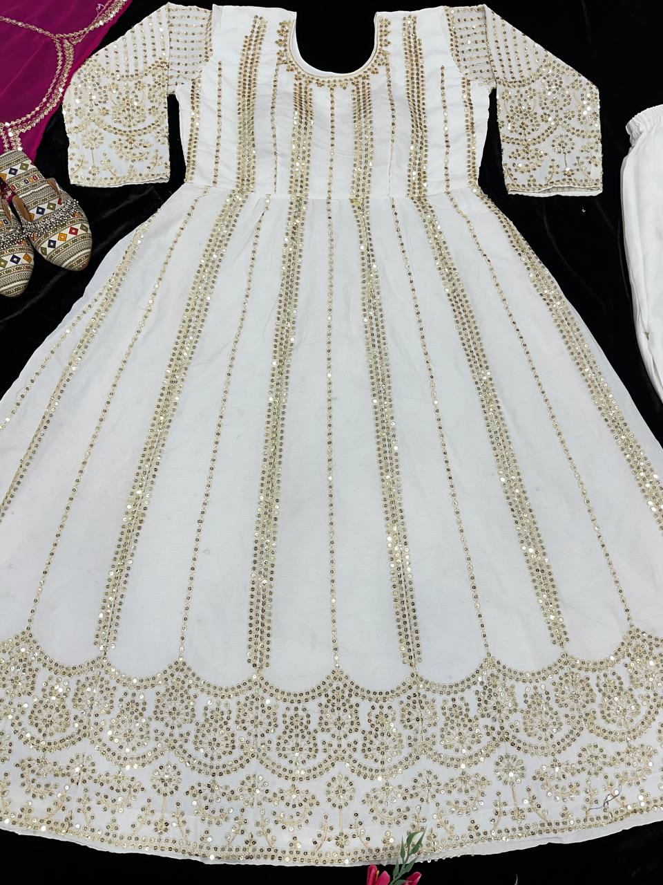 LUNCHING NEW ĐĚSIGNER PARTY WEAR LOOK  GOWN WITH PANT AND EMBROIDERY  WORK