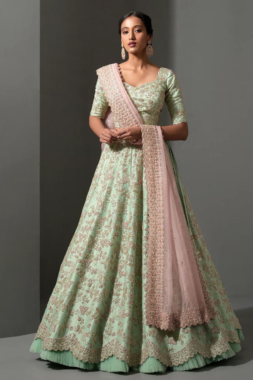 Get ready to steal the spotlight with this beautiful lehenga set