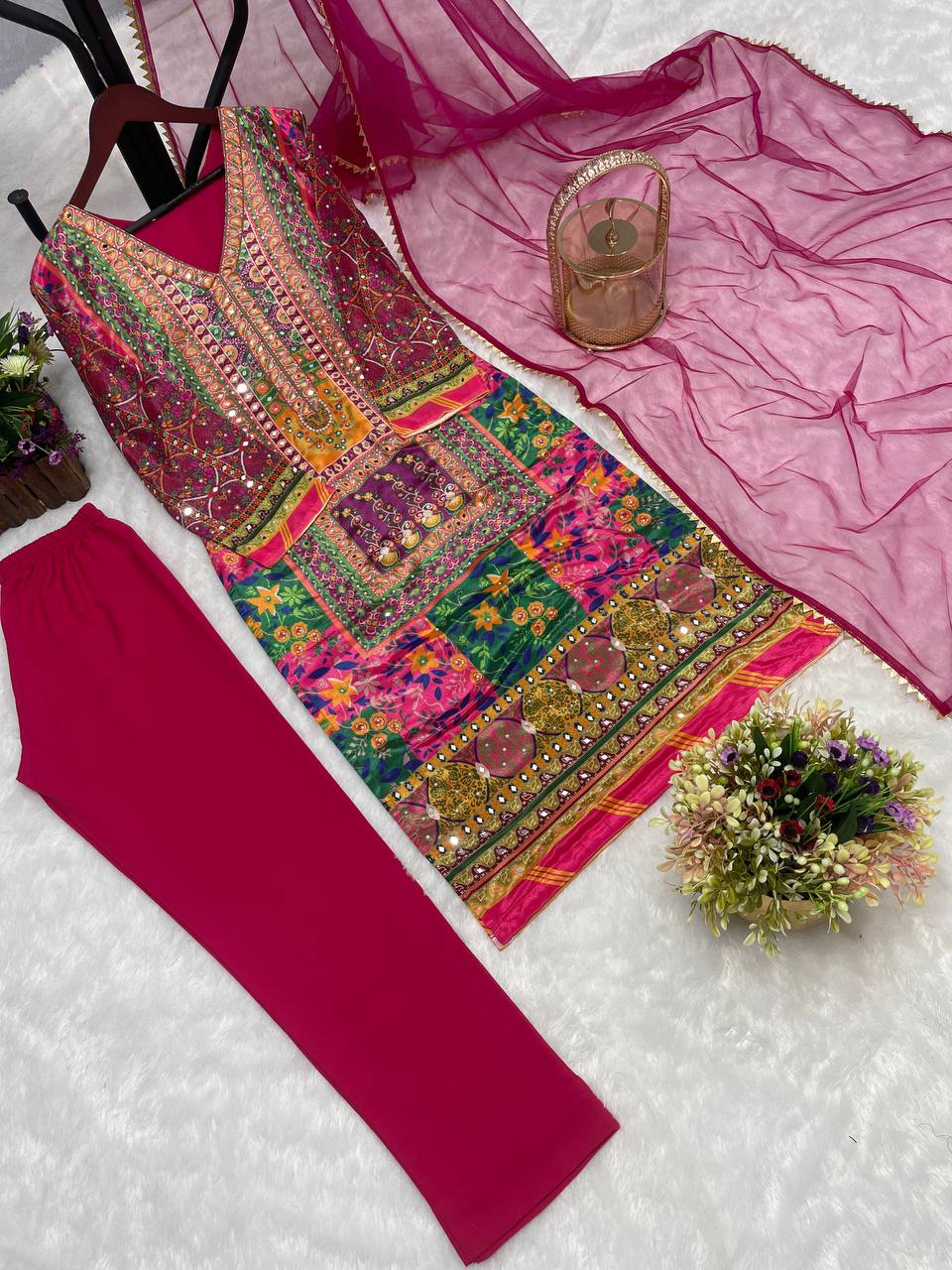 3 PIECE FANCY KURTI WITH PENT AND BEAUTIFUL DUPATTA