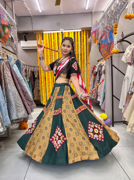 Multi Piramit Lehenga (Full Stitched)