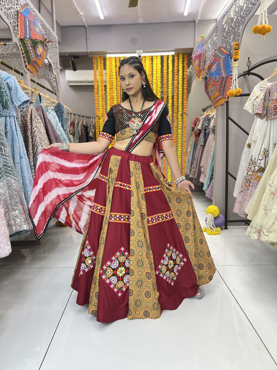 Multi Piramit Lehenga (Full Stitched)