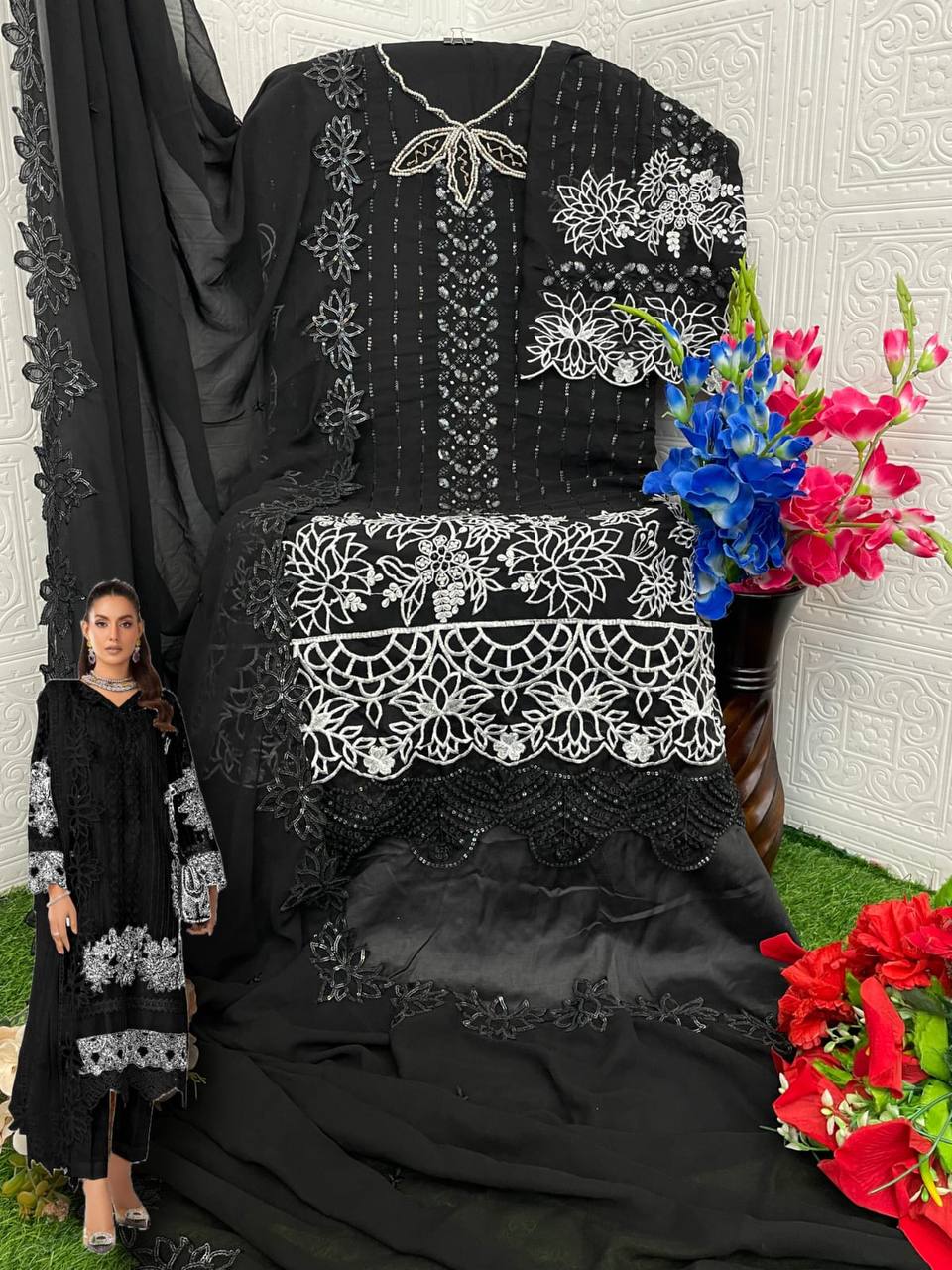 Heavy Fox Georgette Pakistani Suit