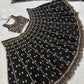 Sehen Sie umwerfend aus in diesem wunderschönen cremefarbenen Lehenga-Set