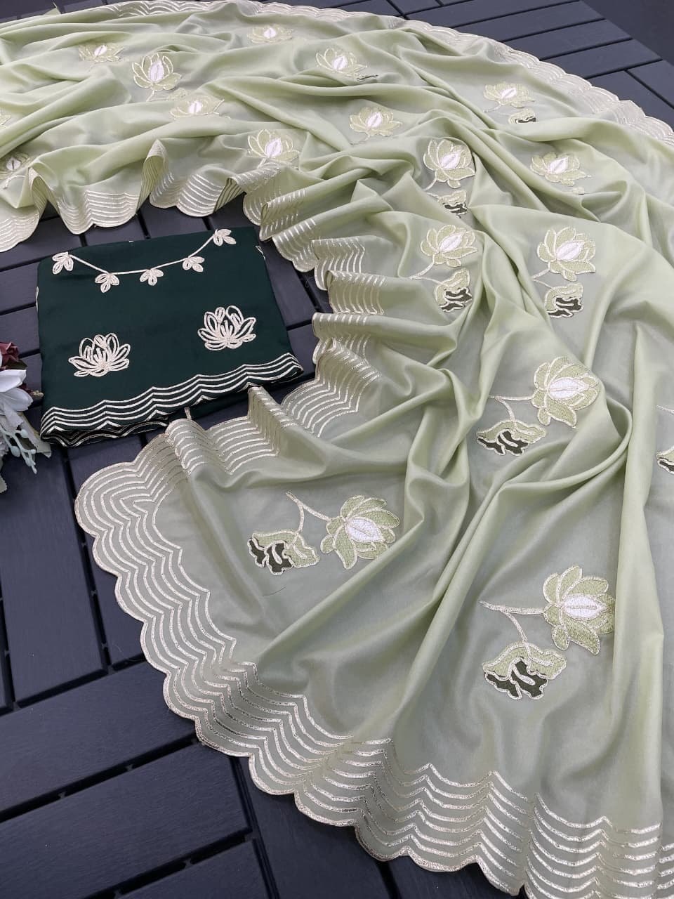 Very Soft nd Elegant Rich look HO silk saree