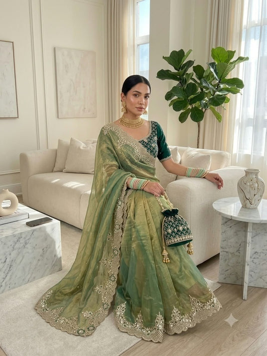very soft nd elegant fendy chiffon fabric saree