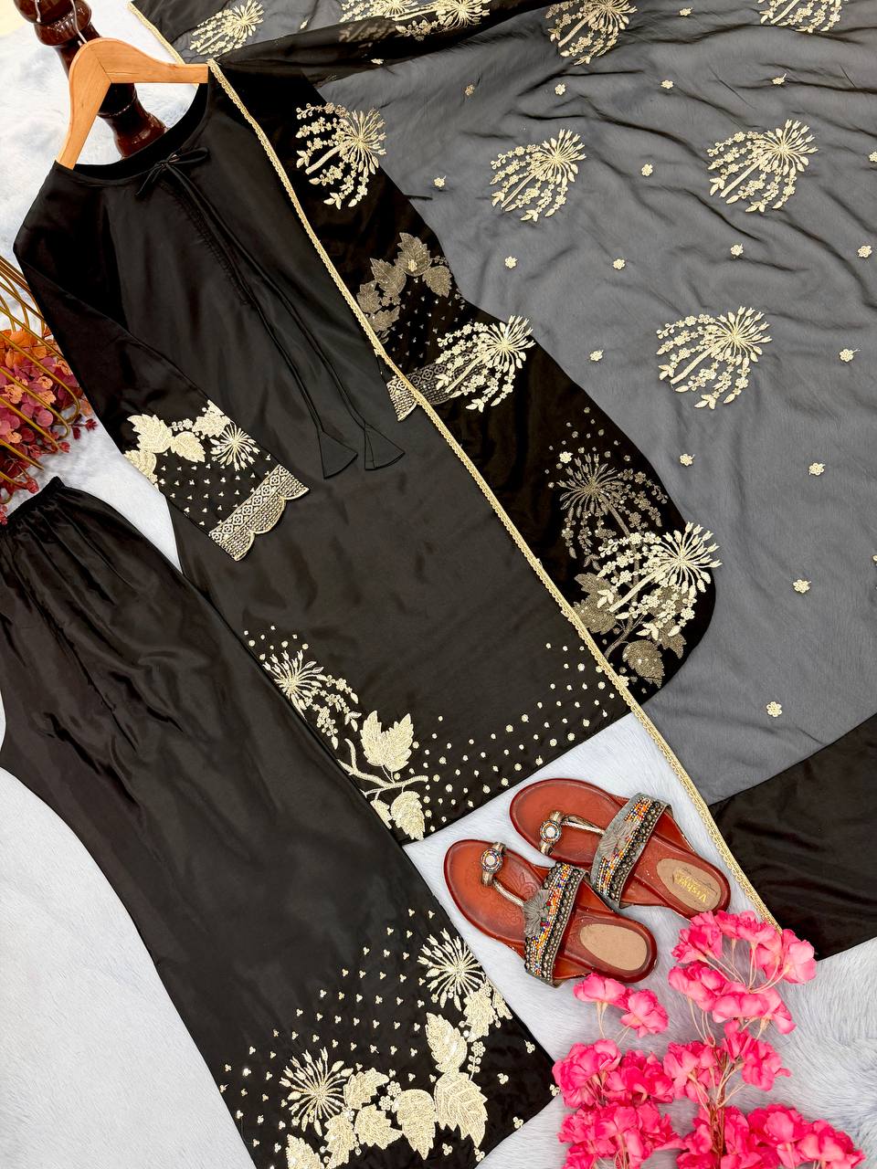 NEUES ĐĚSIGNER PARTY WEAR TOP UND PLAZZO