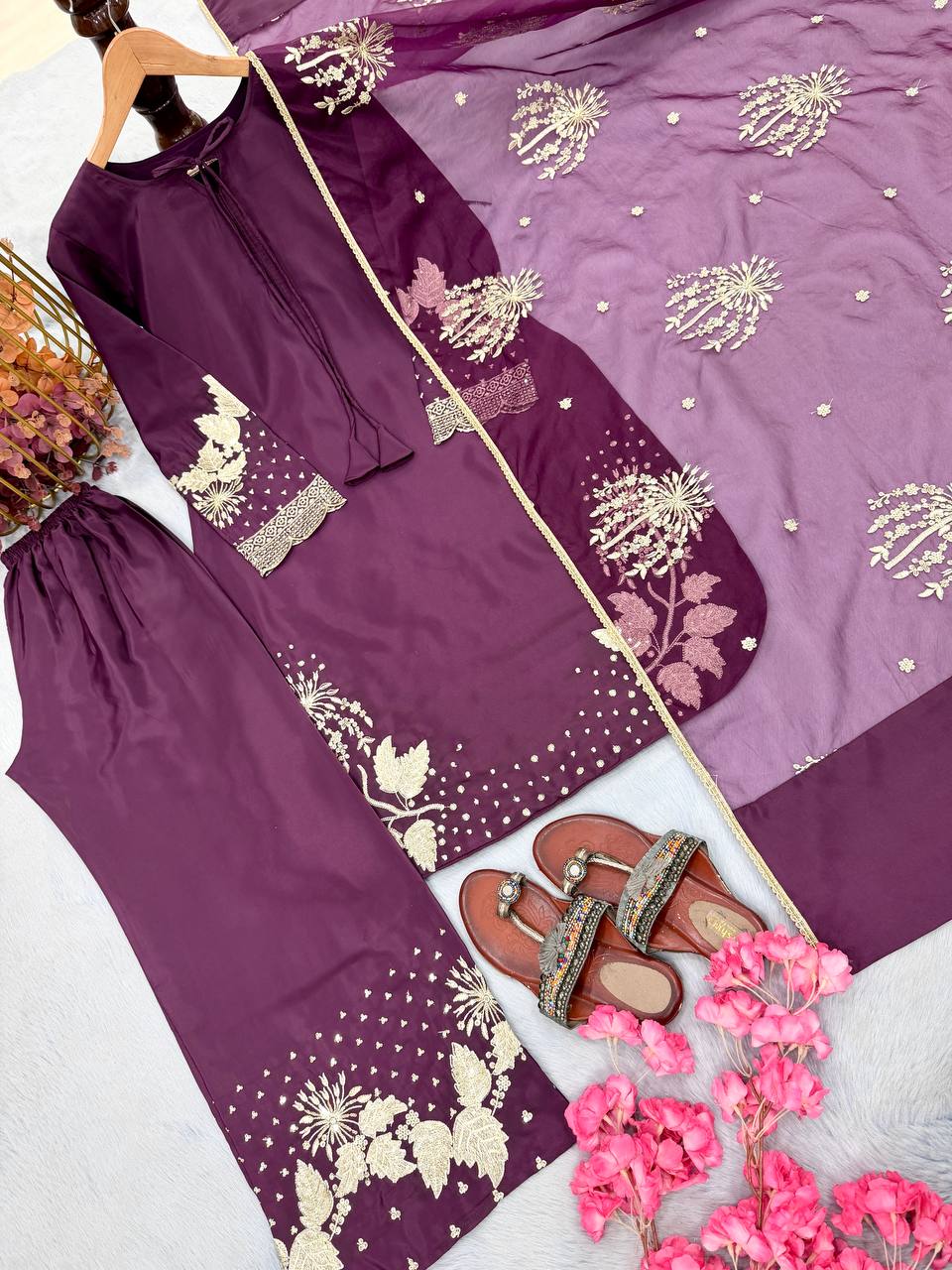 Launching New Đěsigner Party Wear Look Pur Natural Crepe Top & Palazzo