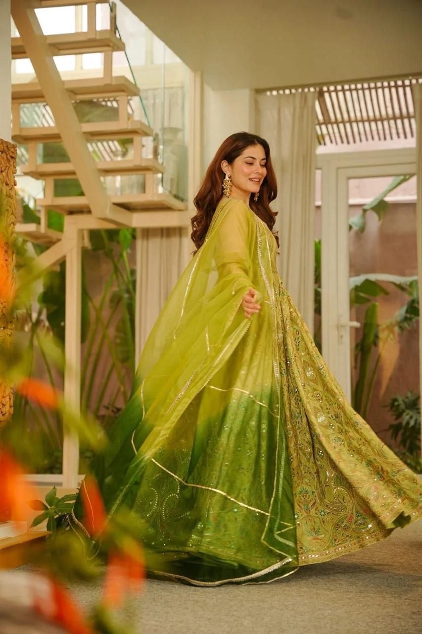 Digital printed Jimy organza silk suit with huge flair
