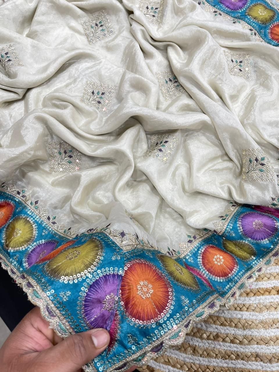 Very Soft nd elegant Rich look prada silk saree