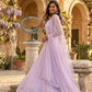 Sehen Sie umwerfend aus in diesem wunderschönen cremefarbenen Lehenga-Set