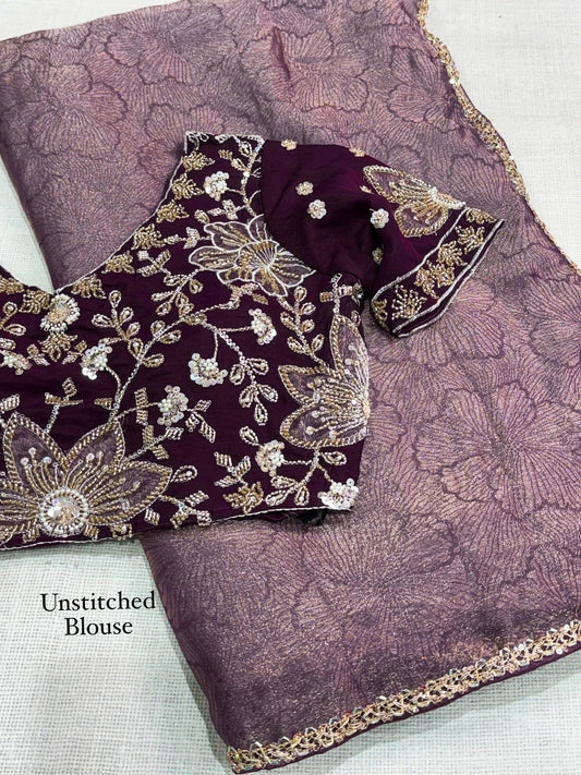 Step into timeless elegance with this stunning Jacquard saree