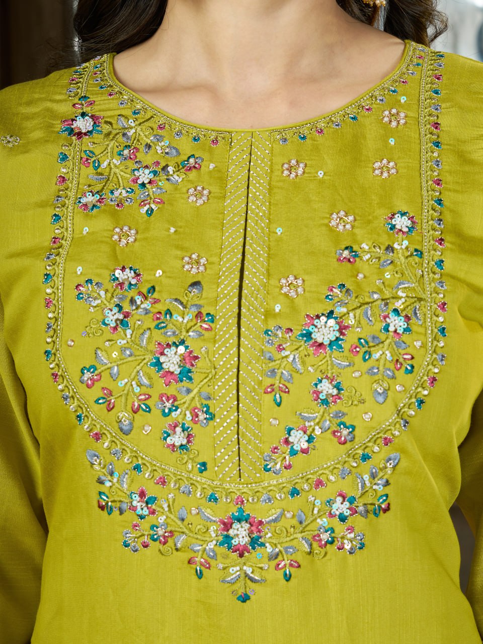 PREMIUM-FERTIGANZUG-SET AUS ANARKALI