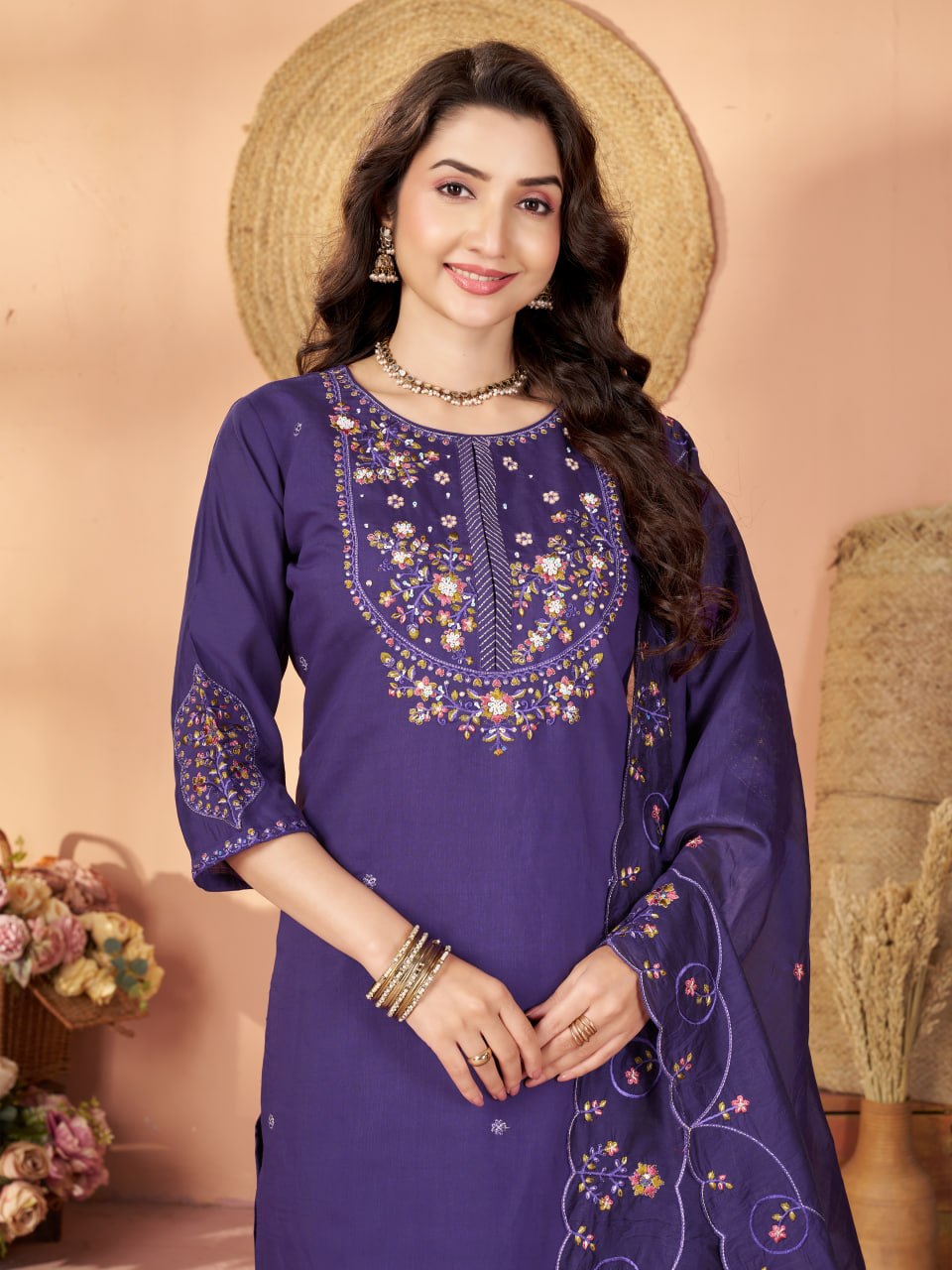 PREMIUM-FERTIGANZUG-SET AUS ANARKALI