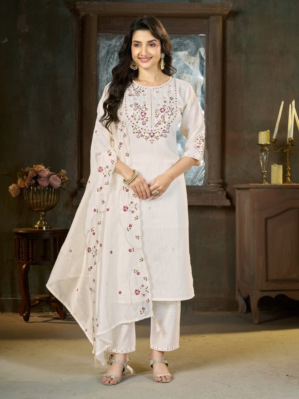 PREMIUM-FERTIGANZUG-SET AUS ANARKALI