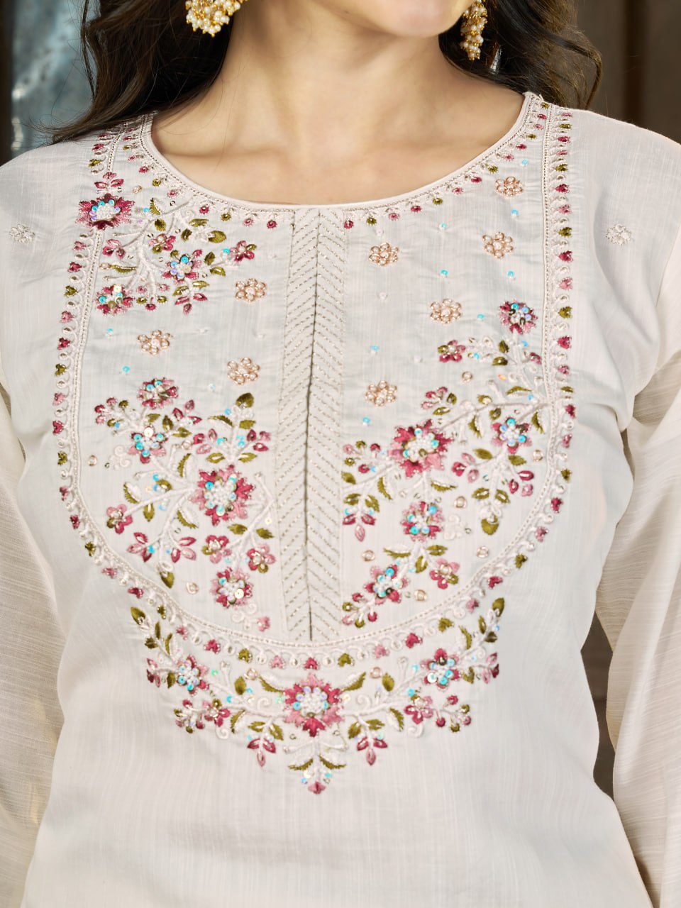 PREMIUM-FERTIGANZUG-SET AUS ANARKALI