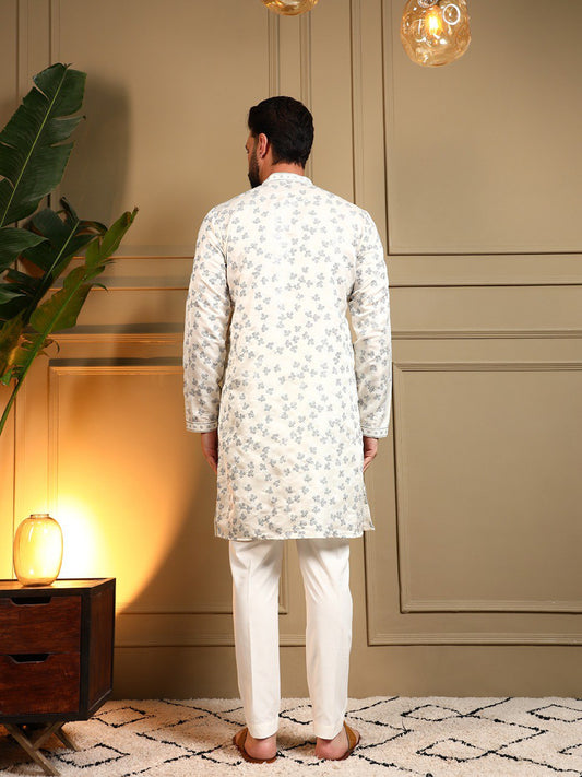 Presenting Men's Kurta Pyjama