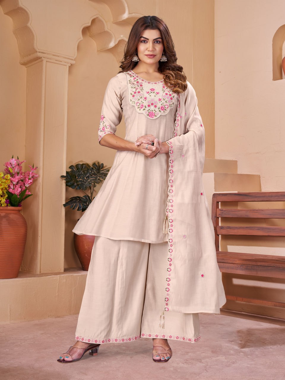 PREMIUM-FERTIGANZUG-SET AUS ANARKALI