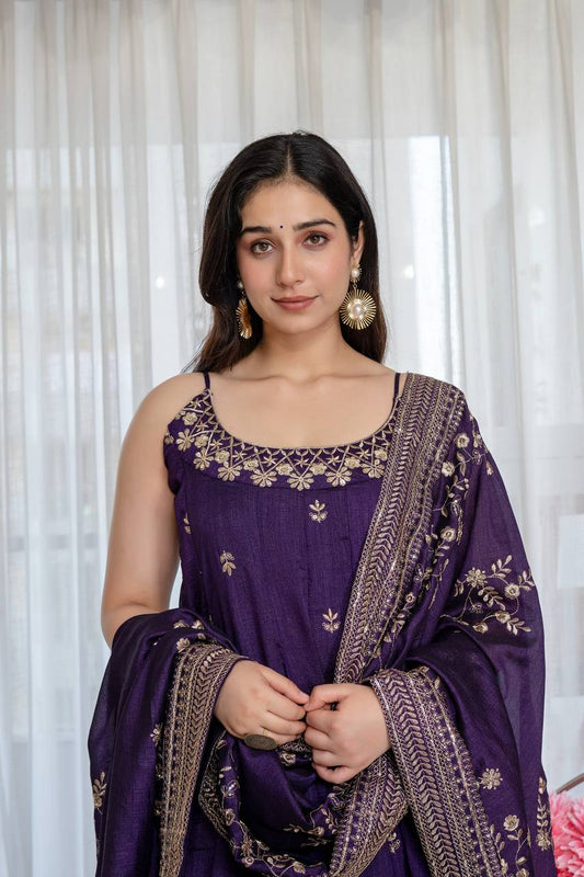 ENSEMBLE DE COSTUME ANARKALI PREMIUM PRÊT À ÊTRE FABRIQUÉ