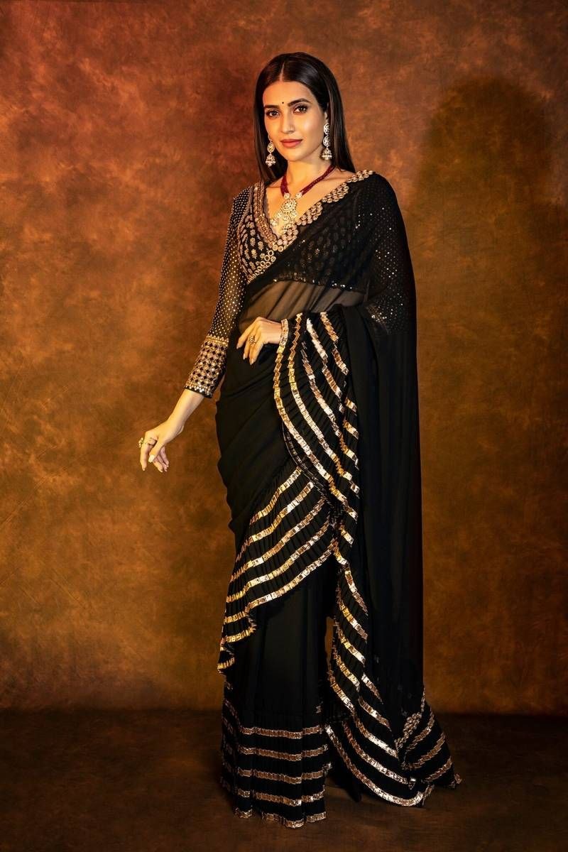 NEW BOLLYWOOD KARISHMA TANNA SUPERHIT DESIGN LAUNCHING SEQUINS CRUSH PLEATED SAREE