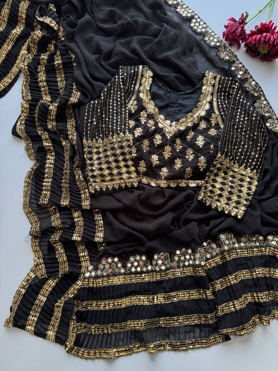 NEW BOLLYWOOD KARISHMA TANNA SUPERHIT DESIGN LAUNCHING SEQUINS CRUSH PLEATED SAREE