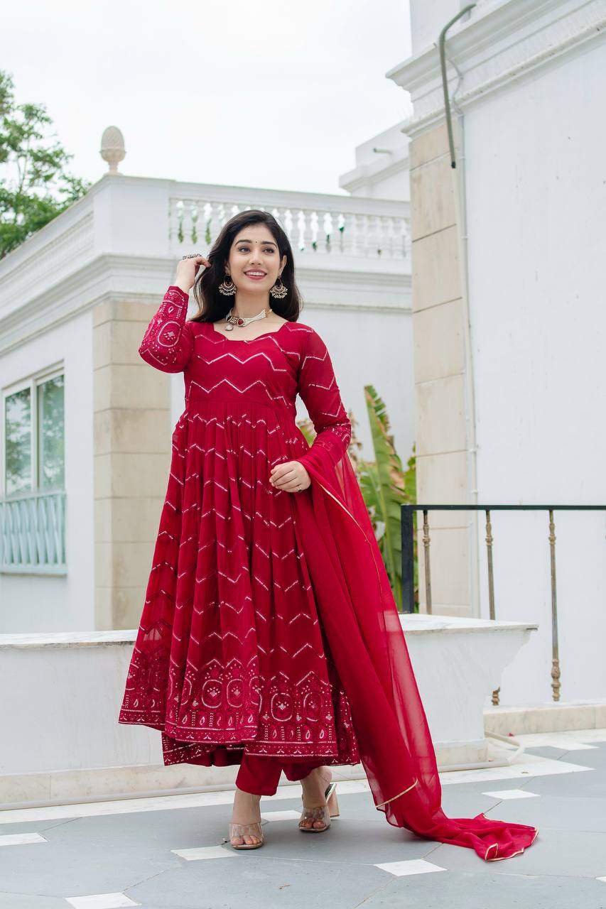 PREMIUM-FERTIGANZUG-SET AUS ANARKALI
