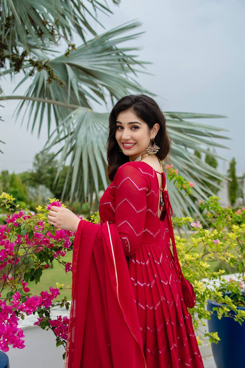 PREMIUM-FERTIGANZUG-SET AUS ANARKALI