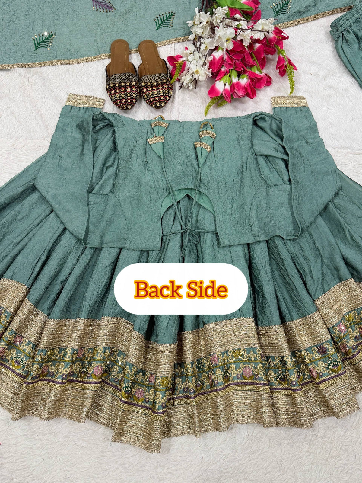 Presenting New Đěsigner Anarkali Suit In New Fancy Style