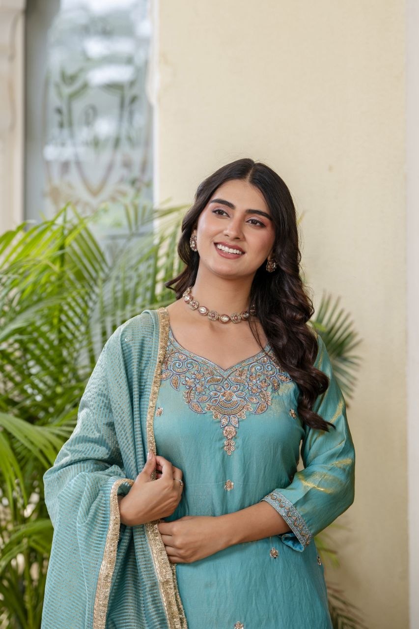 Presenting New Ready Made Kurti Pant Dupatta Collection