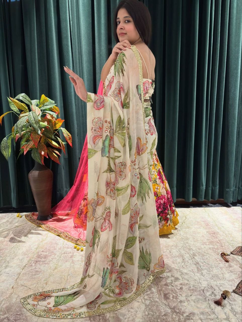 Presenting You Most Beautiful Latest Saree Collection