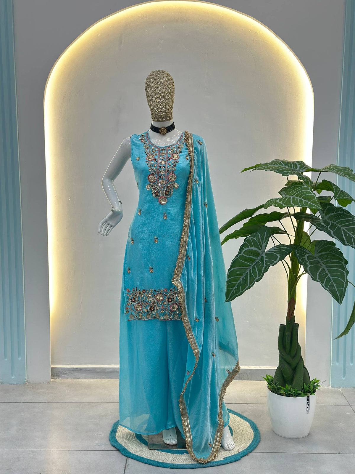 Fandy Silk Crap Bids Embroidery Sequence Treads Kurti