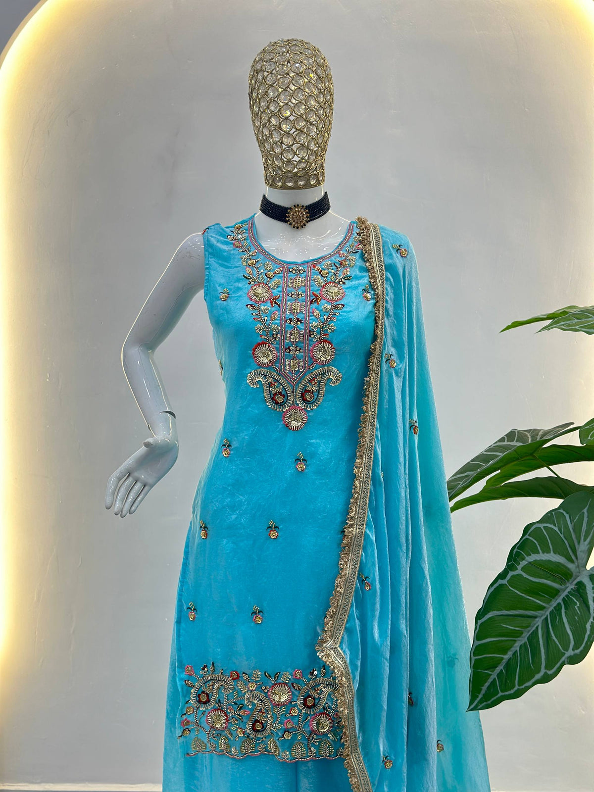 Fandy Silk Crap Bids Embroidery Sequence Treads Kurti