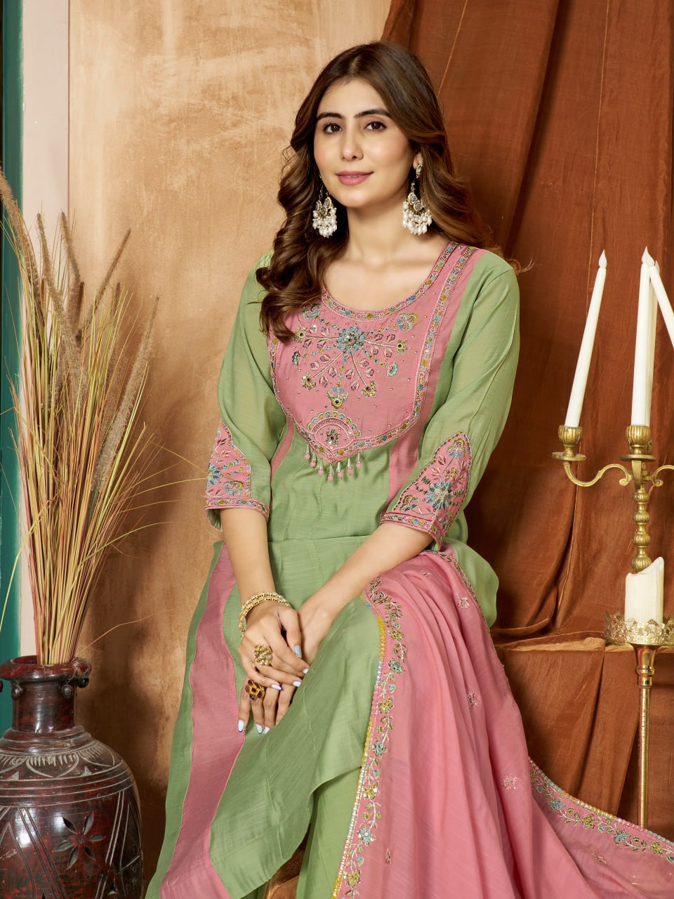 PREMIUM-FERTIGANZUG-SET AUS ANARKALI