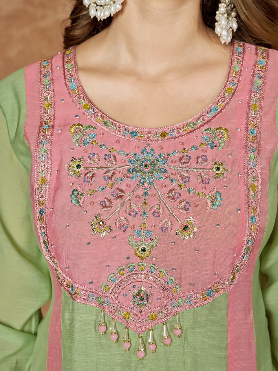 PREMIUM-FERTIGANZUG-SET AUS ANARKALI