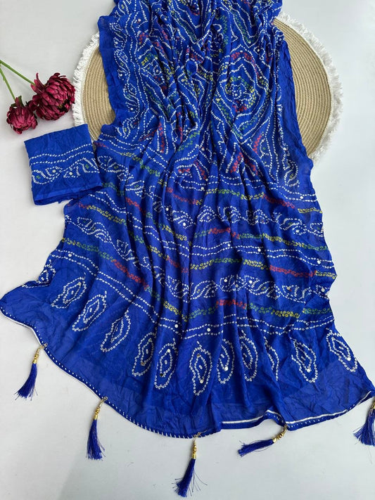 Beautiful Tessels Attached in pallu Side Saree
