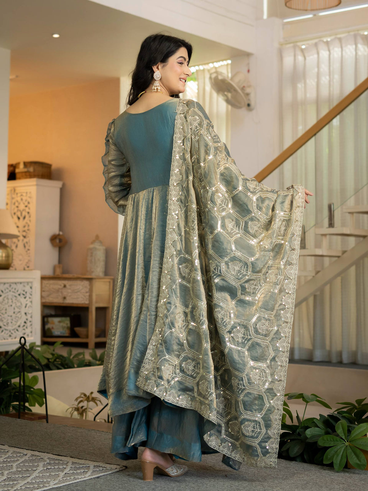 Presenting New Đěsigner Anarkali Suit In New Fancy Style